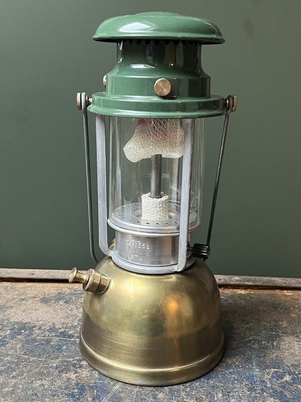 Vapalux 21C Willis & Bates